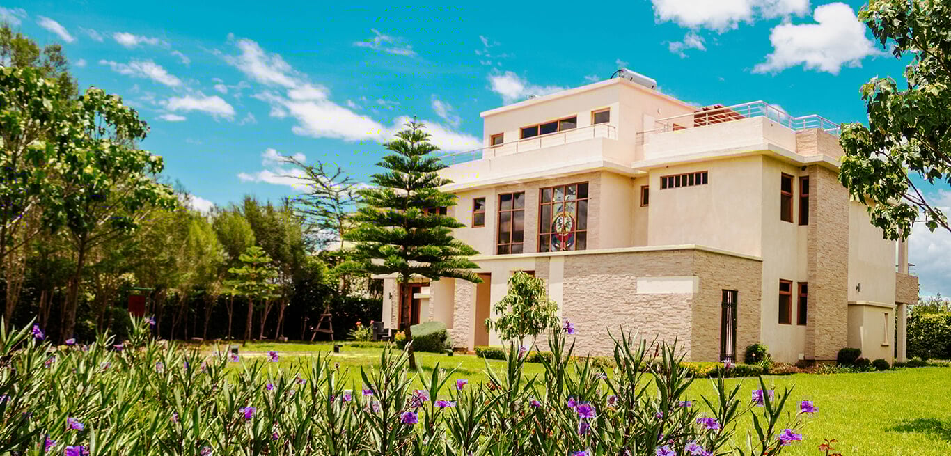 Luxurious Villas